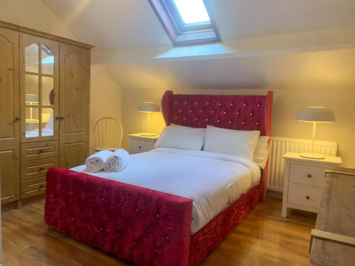 217 Roden Street Apartment Belfast