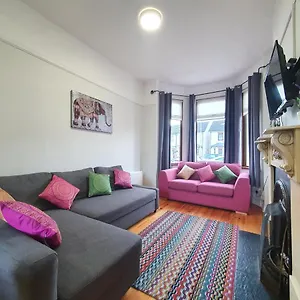 Hébergement de vacances Shaftesbury Avenue Townhouse, Belfast